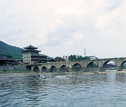 貴州石阡啟靈橋