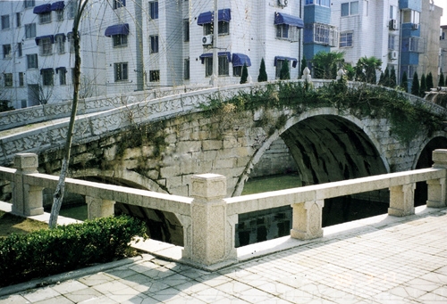 周涇橋